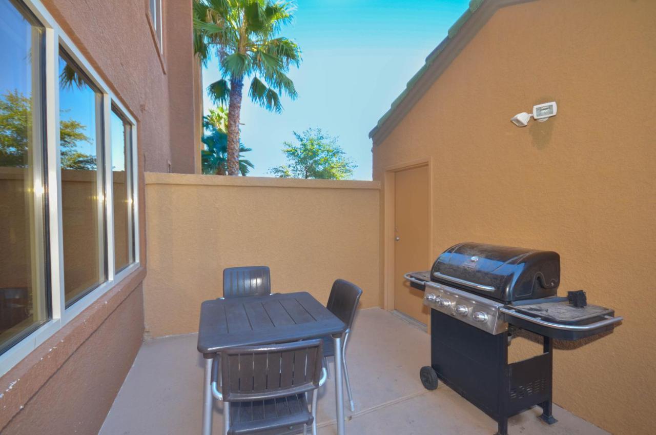Holiday Inn Express Las Vegas-Nellis By Ihg Экстерьер фото