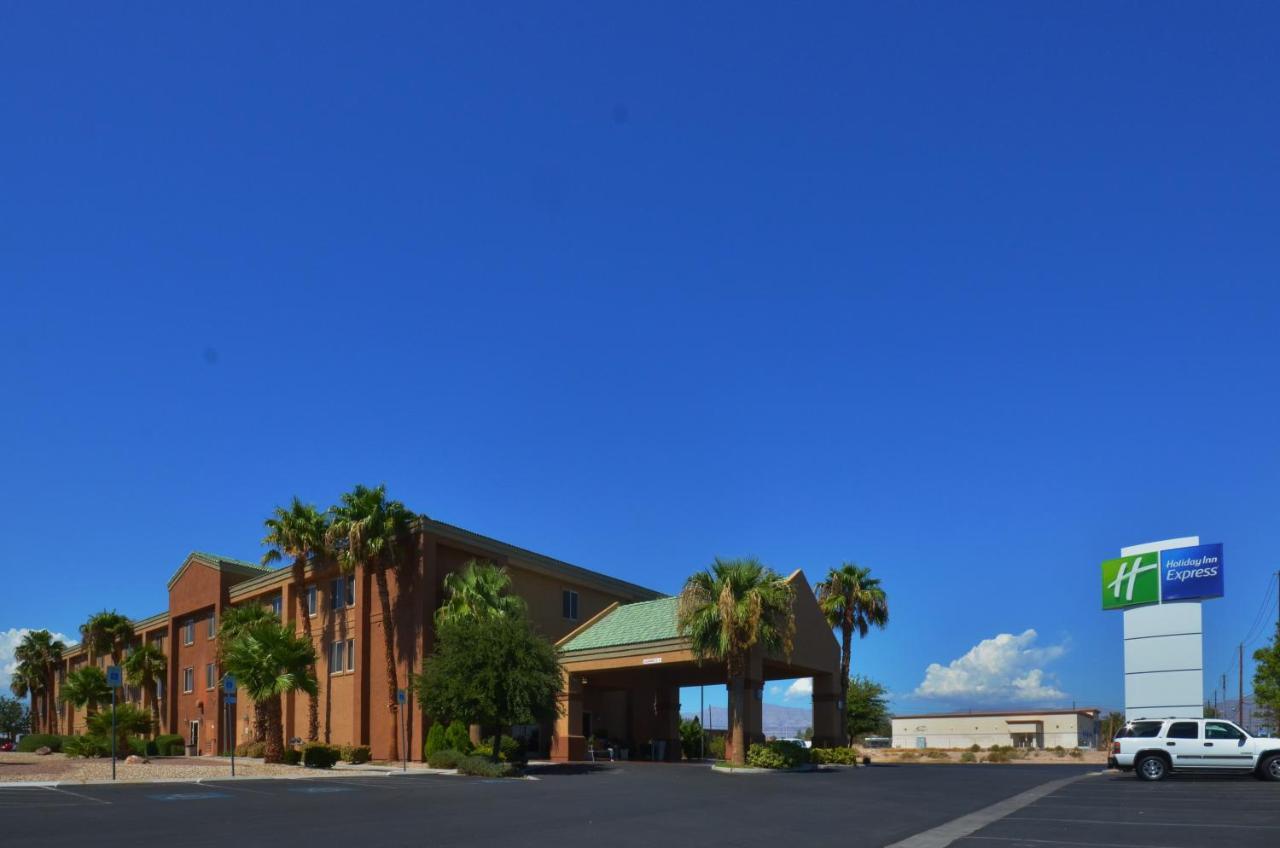 Holiday Inn Express Las Vegas-Nellis By Ihg Экстерьер фото