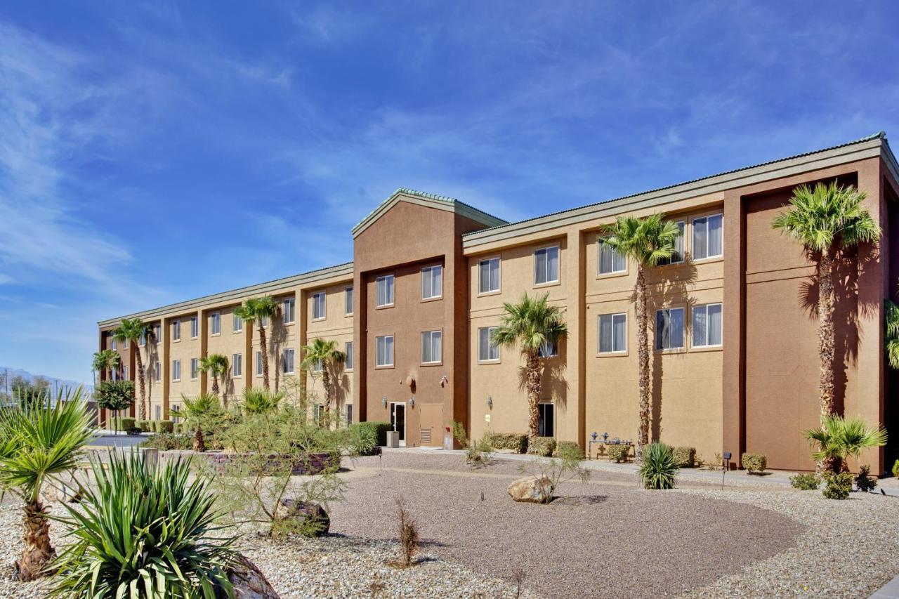 Holiday Inn Express Las Vegas-Nellis By Ihg Экстерьер фото