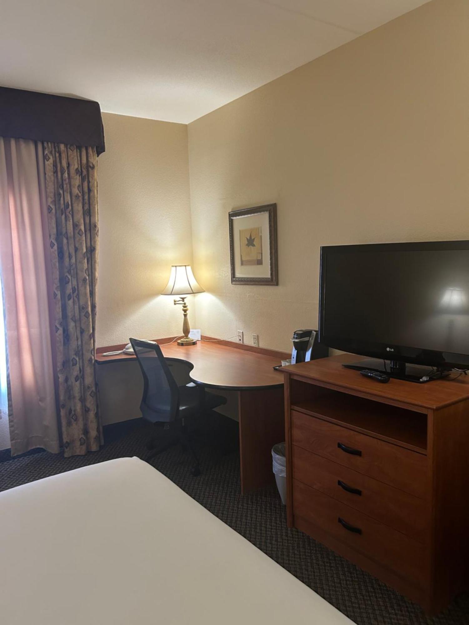 Holiday Inn Express Las Vegas-Nellis By Ihg Экстерьер фото