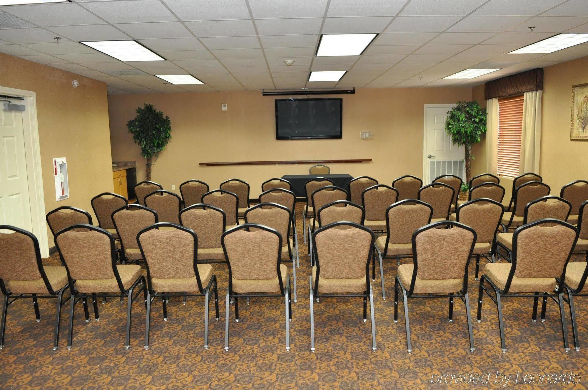 Holiday Inn Express Las Vegas-Nellis By Ihg Экстерьер фото