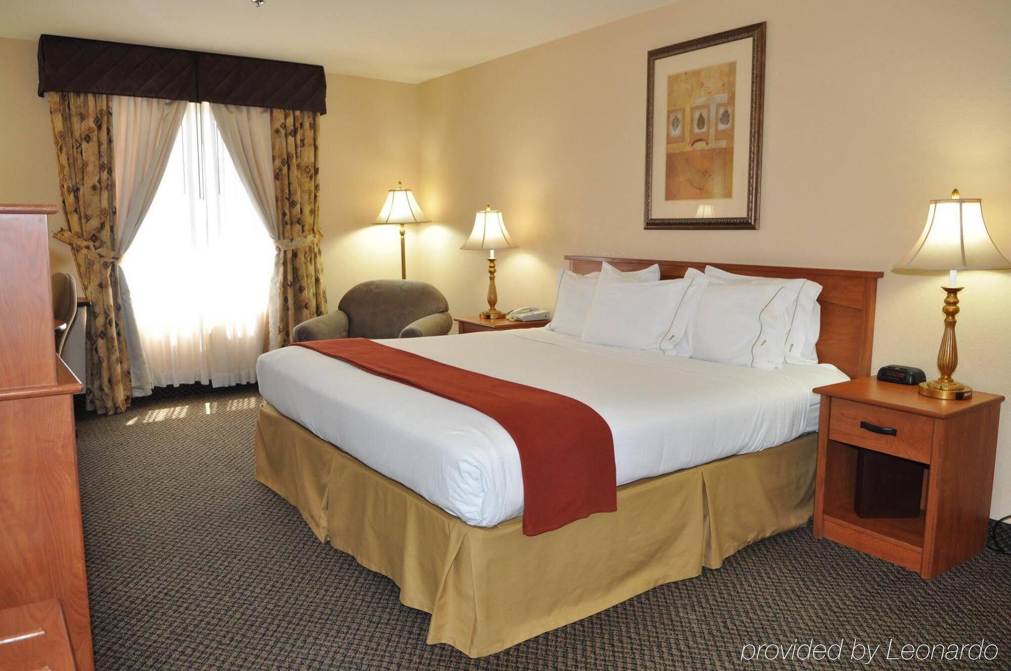 Holiday Inn Express Las Vegas-Nellis By Ihg Экстерьер фото